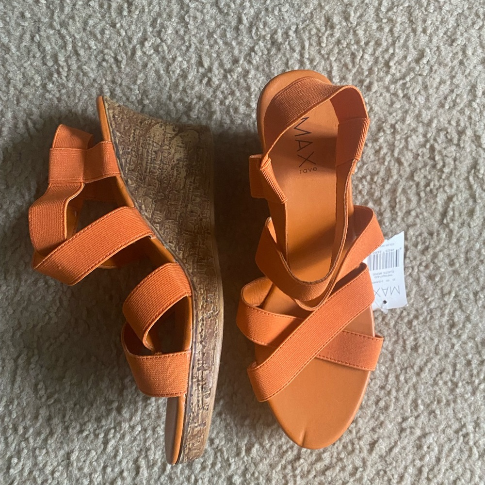 MAX Rave Heels - Picture 3 of 3